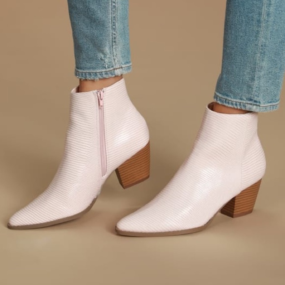Lulus x Matisse Spirit Blush Snake Pointed Toe Ankle Booties Size 6.5